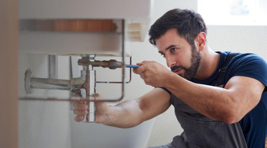 Faucet Repair in Long Island, KS